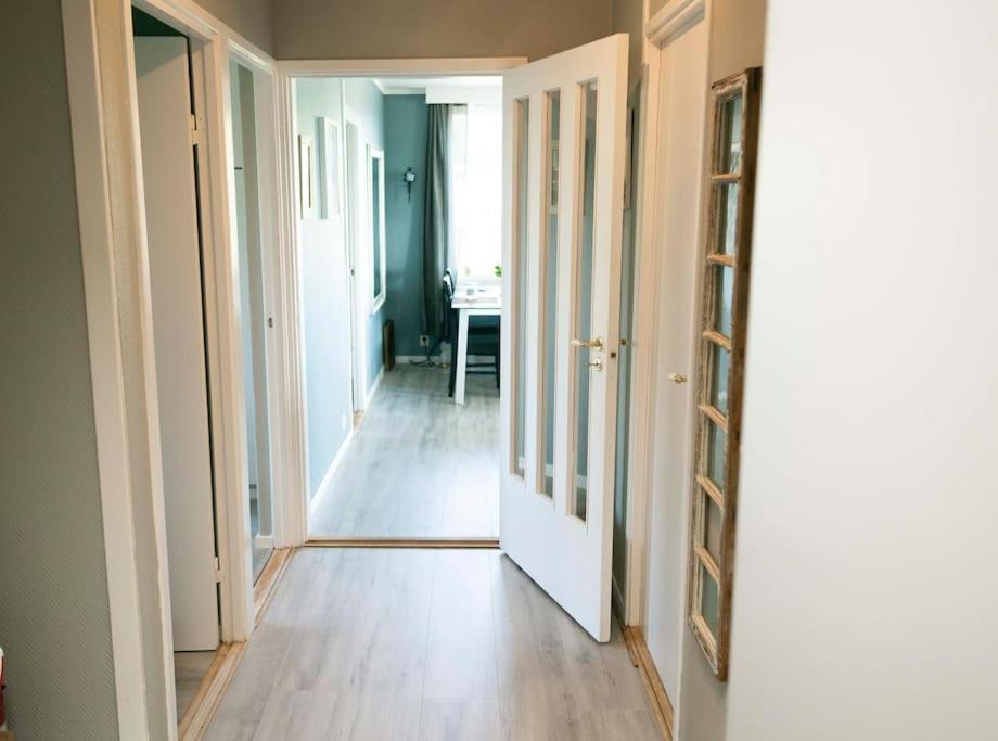 5 Minutes To Downtown Arendal-Free Parking Apartman Kültér fotó